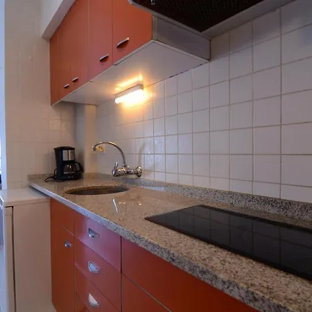 Medes Park I 2-1 Apartment *