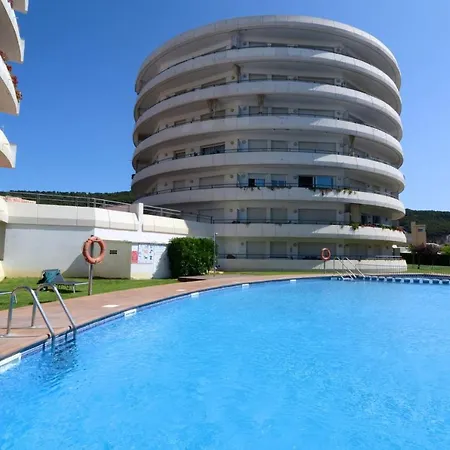 Apartment Medes Park I 2-1 *